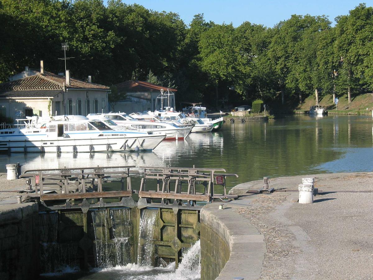 Le Bristol Appartement Canal & Chenier Canaldumidi Carcassonne Dış mekan fotoğraf